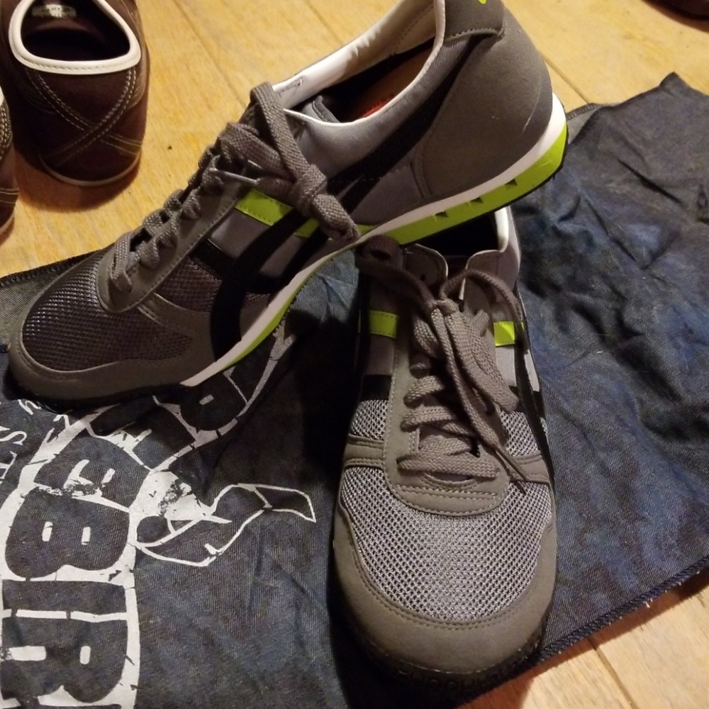 Onitsuka Tiger by Asics athletic shoes - Picture 3 of 4